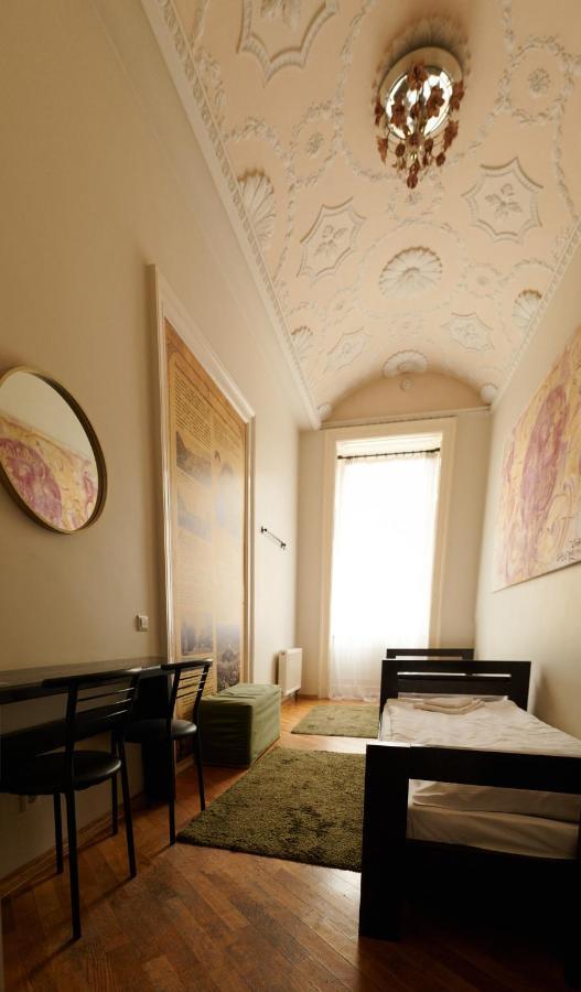 Old City Hotel Lviv Bagian luar foto