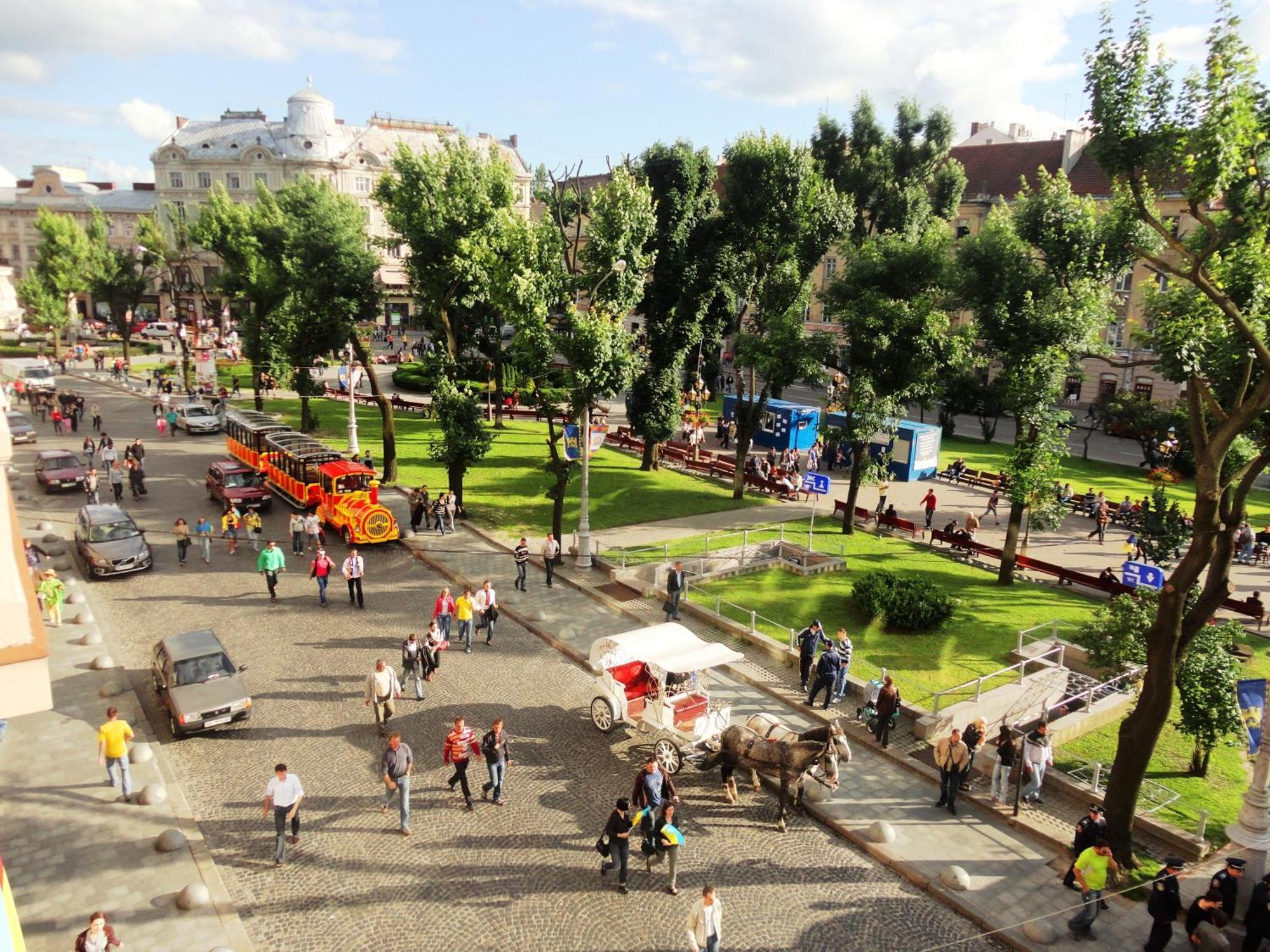 Old City Hotel Lviv Bagian luar foto