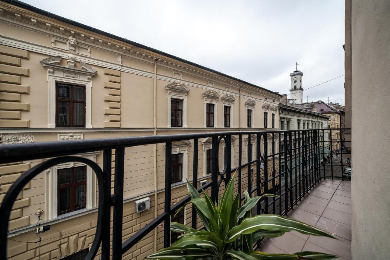 Old City Hotel Lviv Bagian luar foto